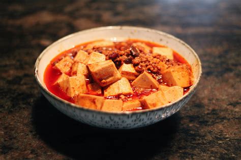  Anshan Mapo Tofu: Where Spicy Depth Meets Silky Smoothness?